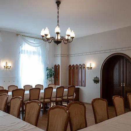 Hotel-restaurant Alt Karow *