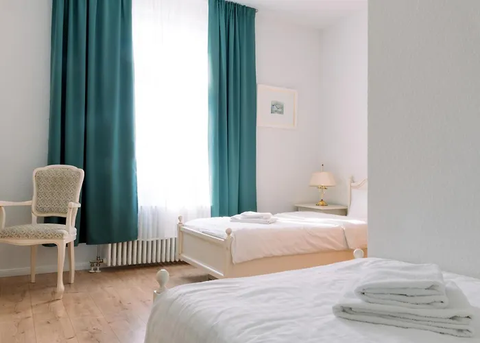 Otel Hotel-restaurant Alt Karow *