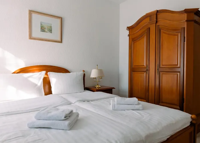 Otel Hotel-restaurant Alt Karow *